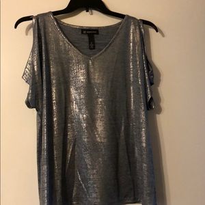 Inc top cold shoulder